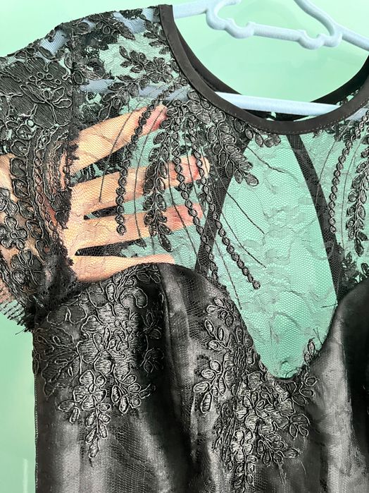 Krótka sukienka XS 34 Butik koronkowa góra Vinted elegant Czarna mini