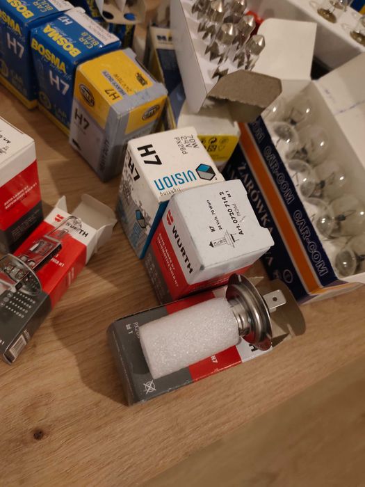 Лампочки 24 вольта різного виду