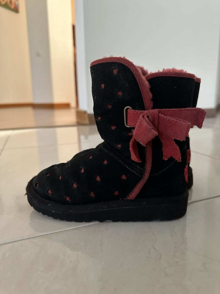 Оригінальні чобітки UGG