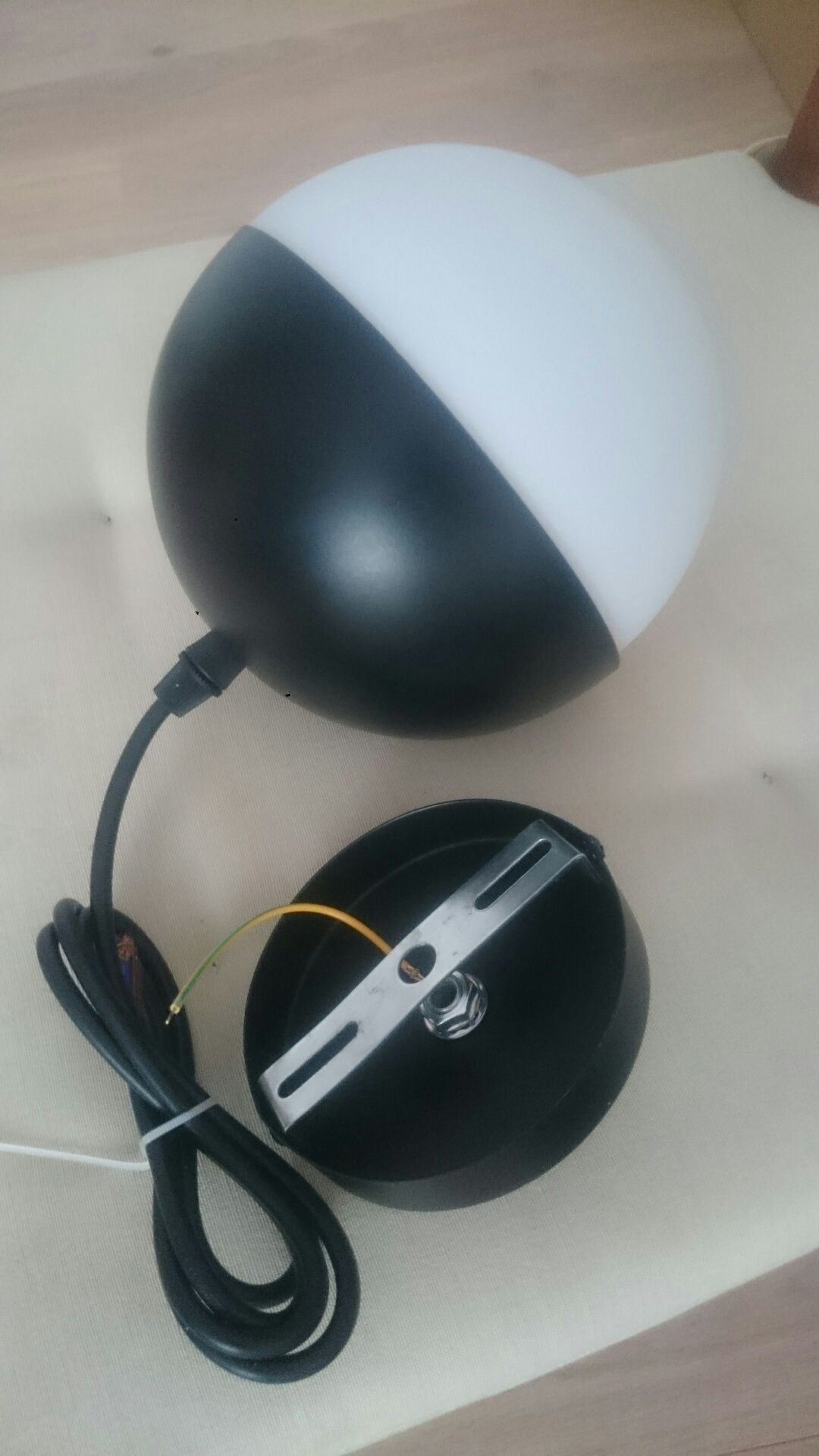 Lampa sufitowa
