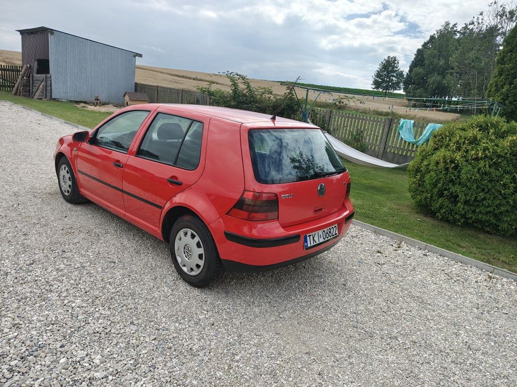 Volkswagen Golf 4 98 rok