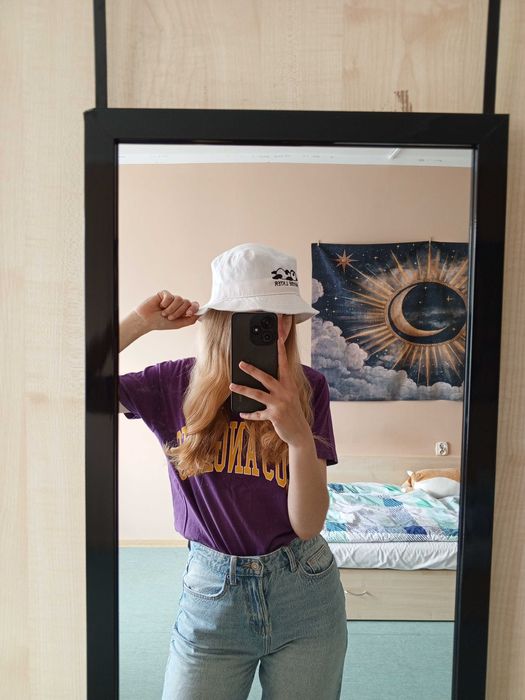 Biała letnia panama z pandą "maybe later"