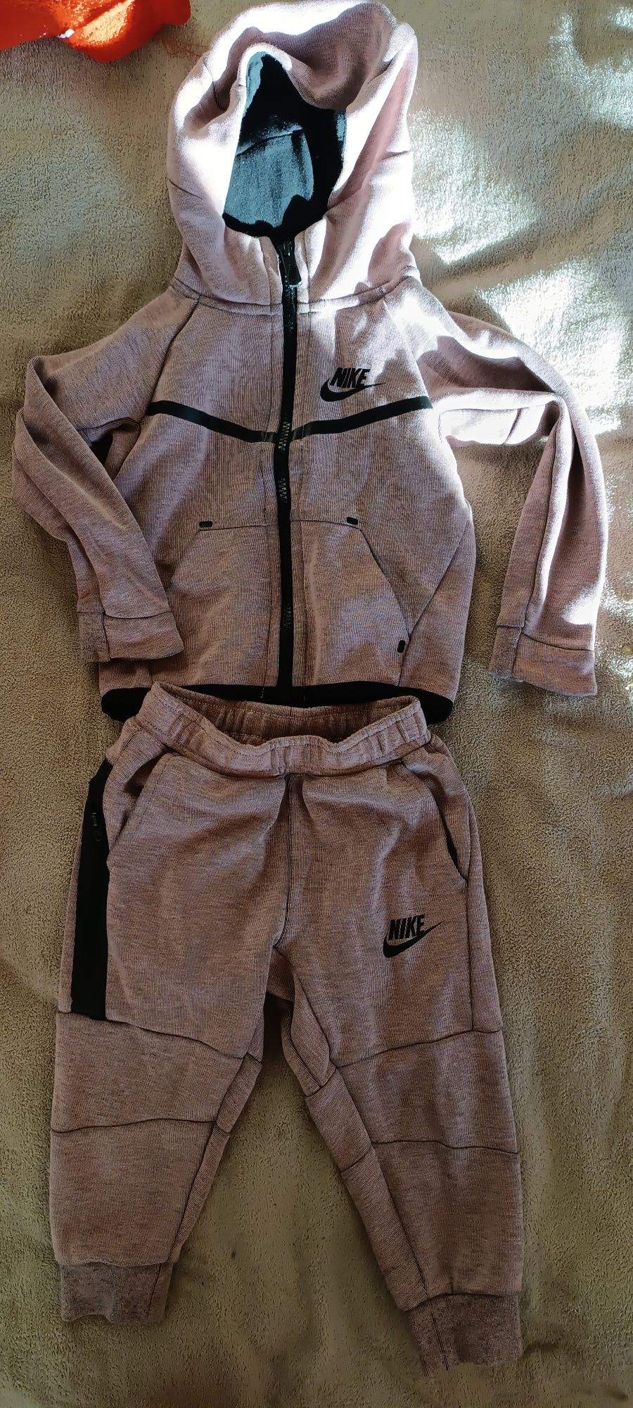 Спортивный костюм Nike оригинал. 85-90см