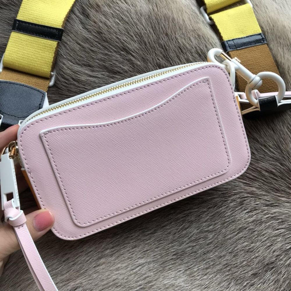 В наявності сумка MJ Marc Jacobs Snapshot снепшот персик Марк Джейкобс