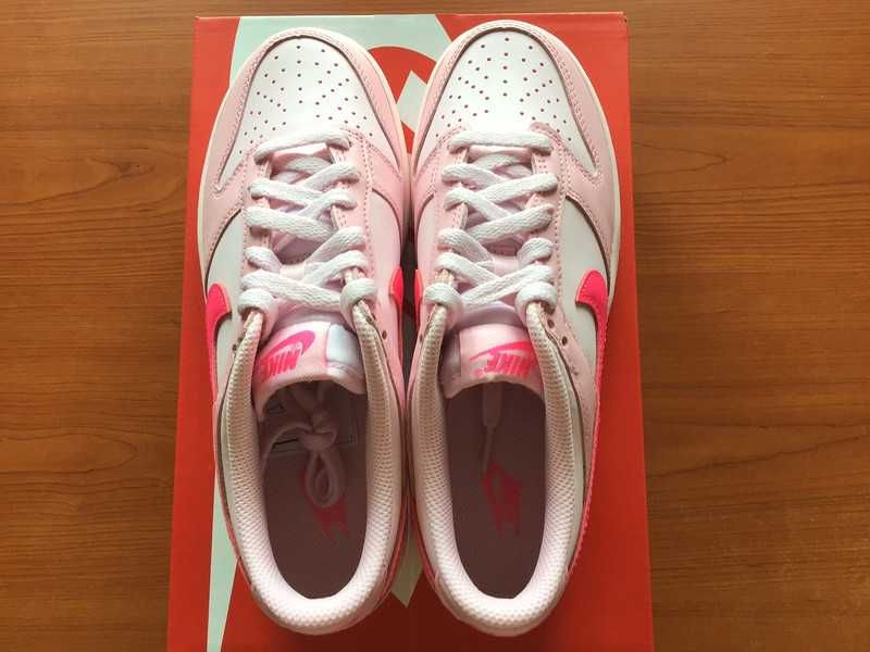 Nike Dunk Low Triple Pink (GS) 38.5