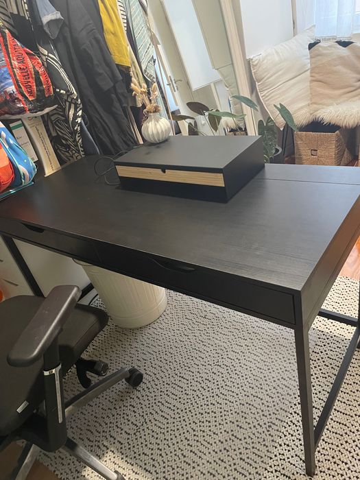 Ikea Office Desk / escritorio ALEX