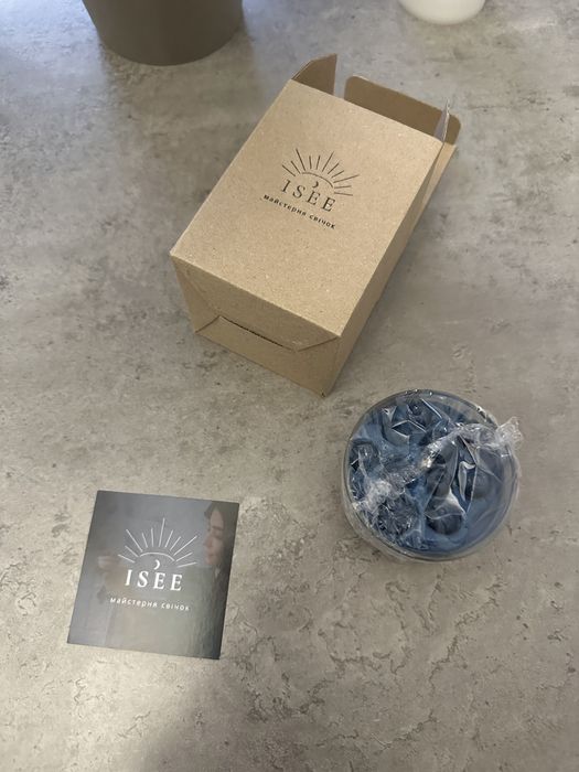 Свічка isee чудовий подарунок