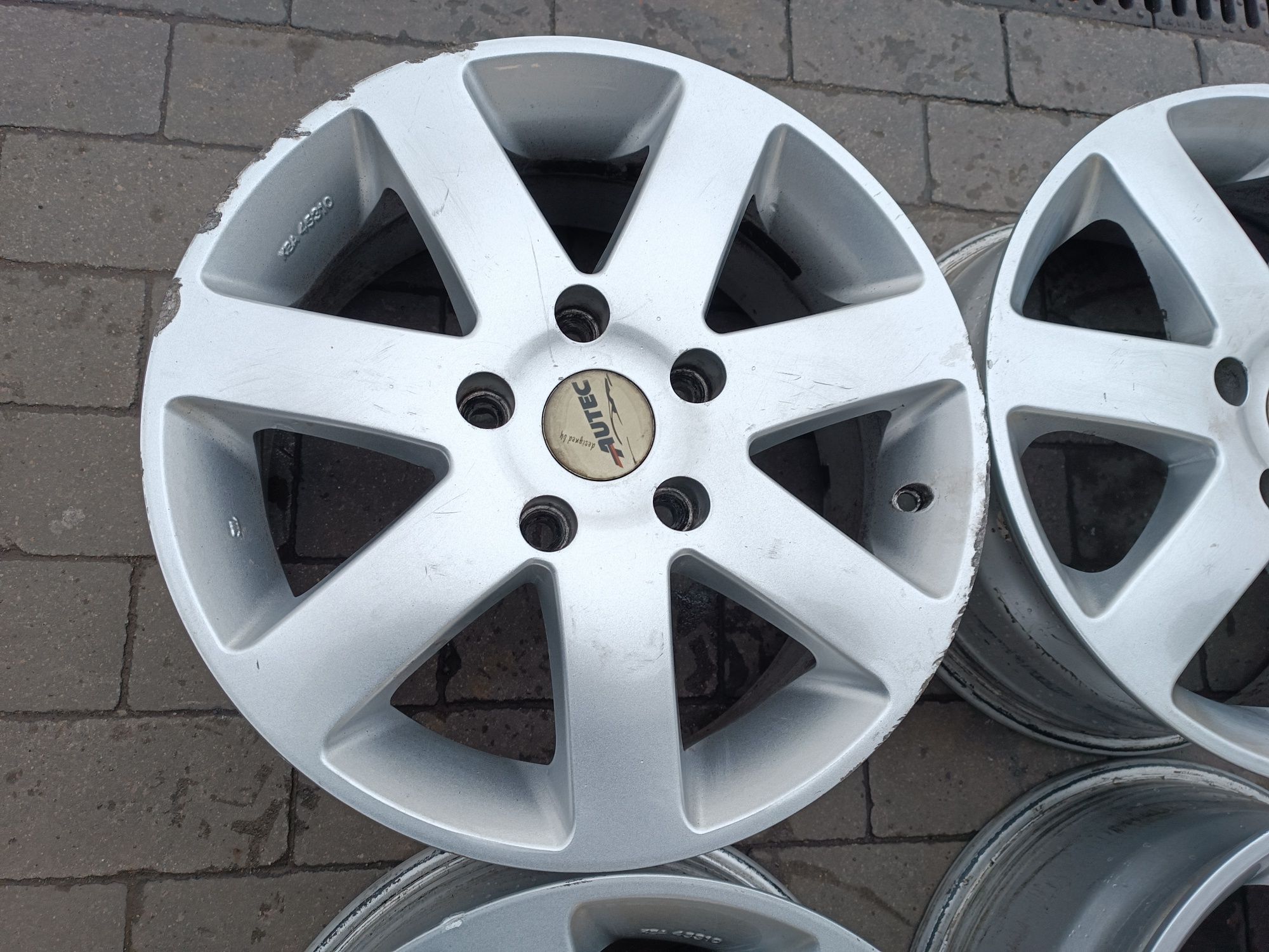 Felgi Alu BMW 3 E36 E46 VW T5 T6 5x120 ET45 7J16