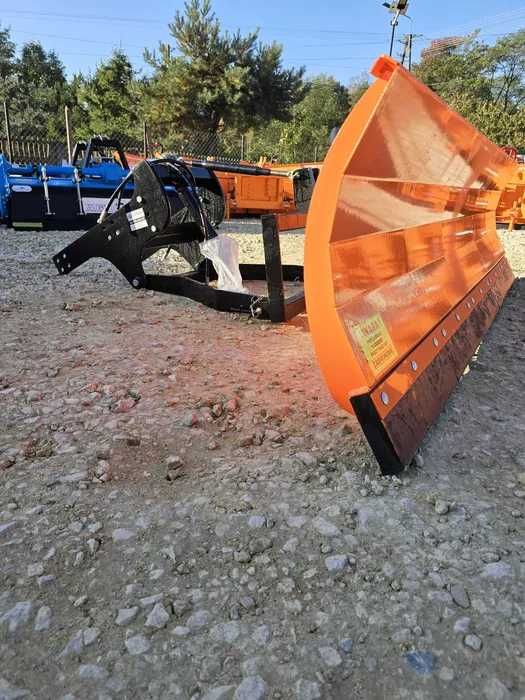 solidny nowy Pług do śniegu 2m z tuz do ursus ruski zetor massey