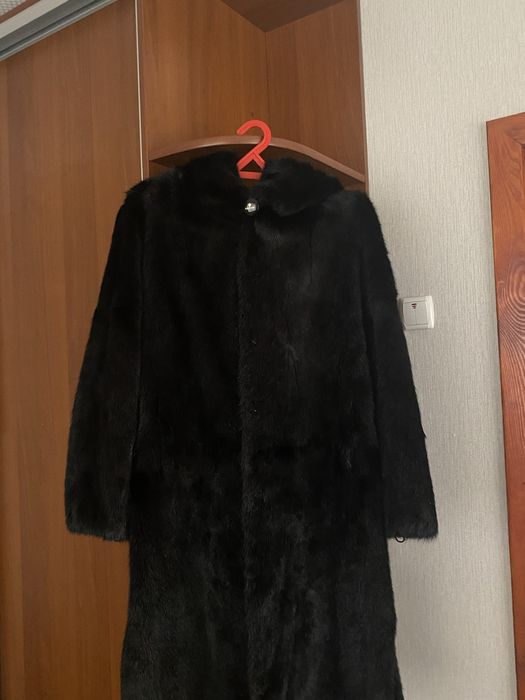 ШУБА  Норка (Чорна ) EDELWEISS