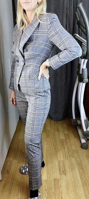 Костюм MANGO Line, 48 размер.