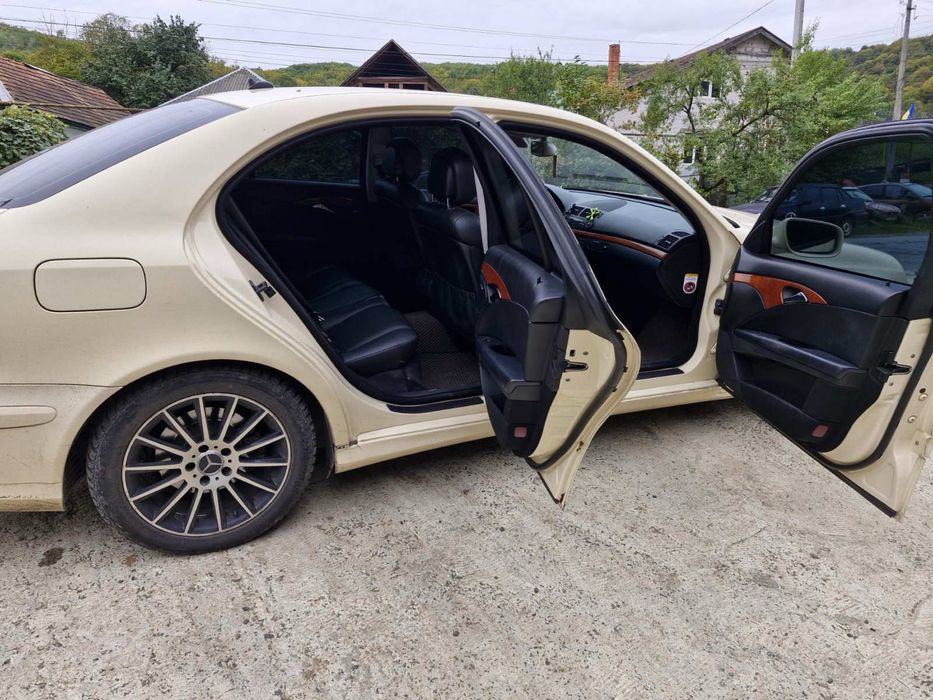 Mercedes-Benz E-Class W211 2007