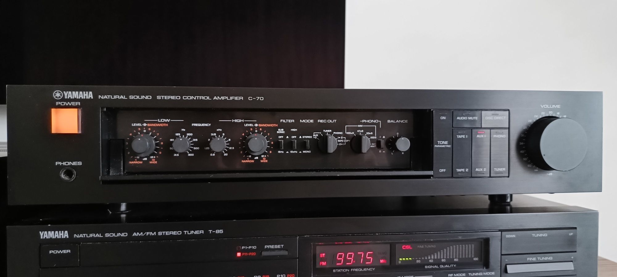 Yamaha M70  pre C70