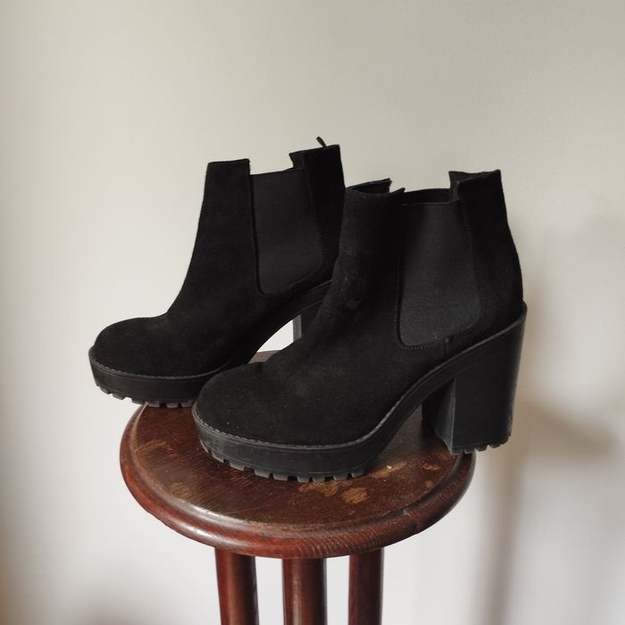 Botki ze skóry na platformie Divideo