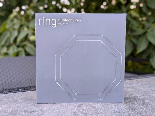 Сирена Внешняя сирена с поддержкой Ring Plug-in (2-го поколения) – Инт