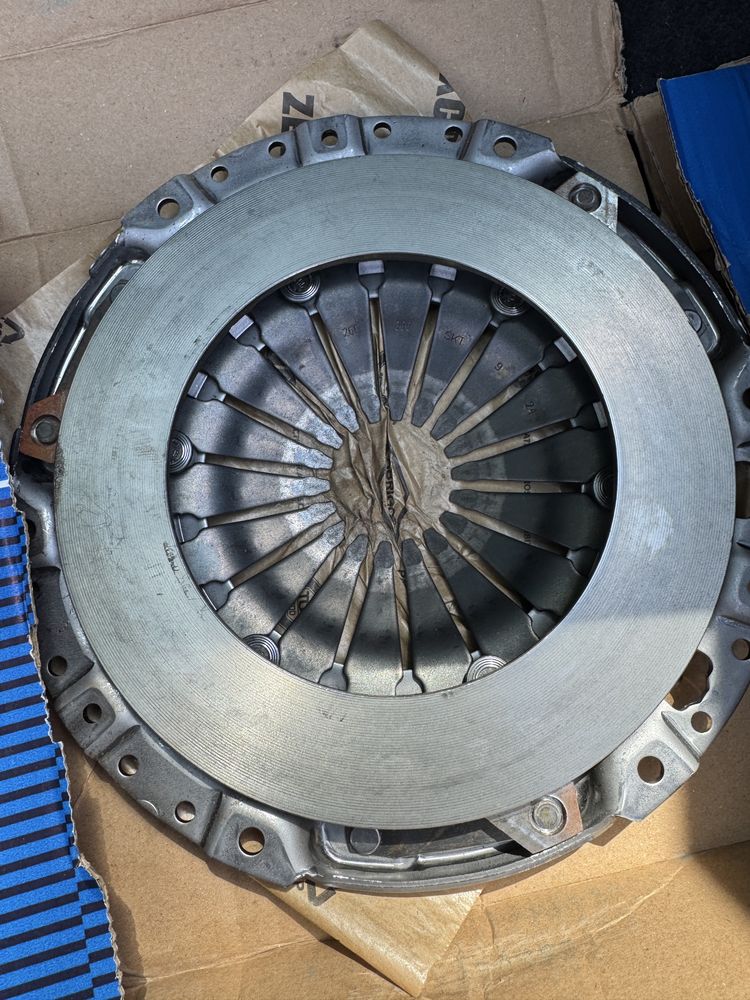 Nowe sprzeglo sachs