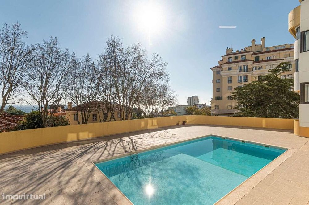 Apartamento T3 com piscina, Monte Estoril, Cascais