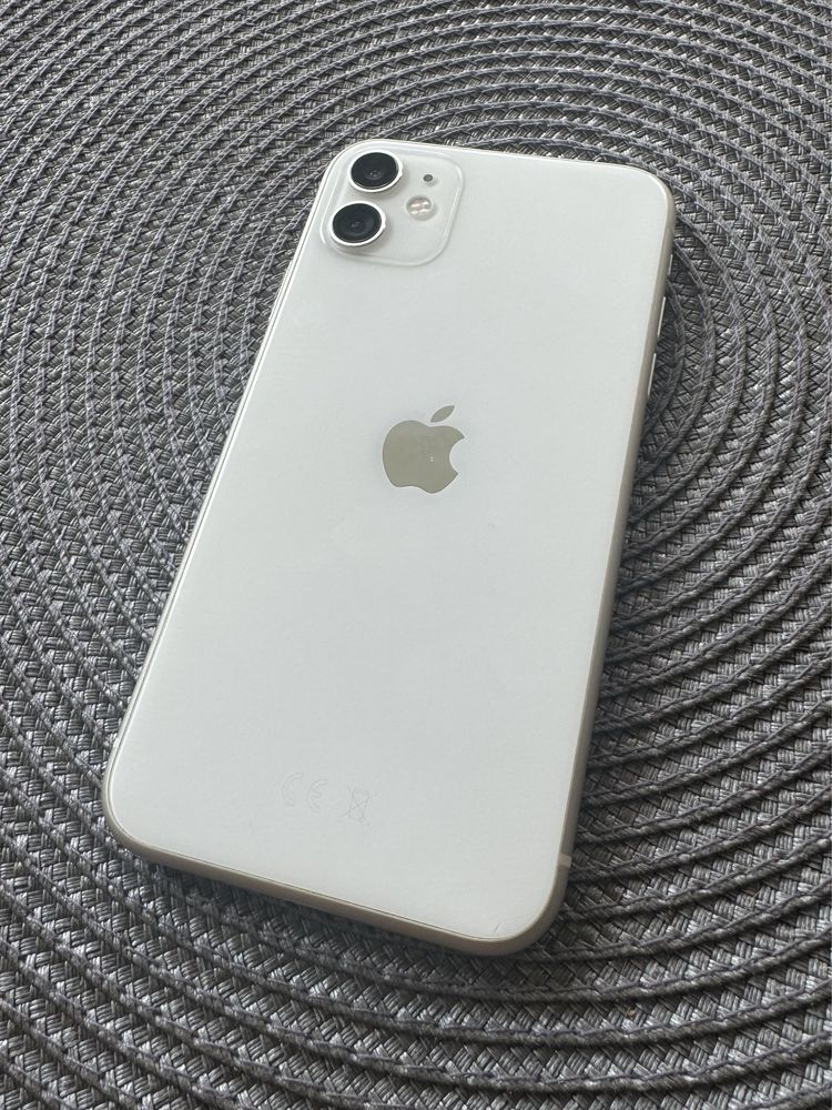 iPhone 11 128GB biały