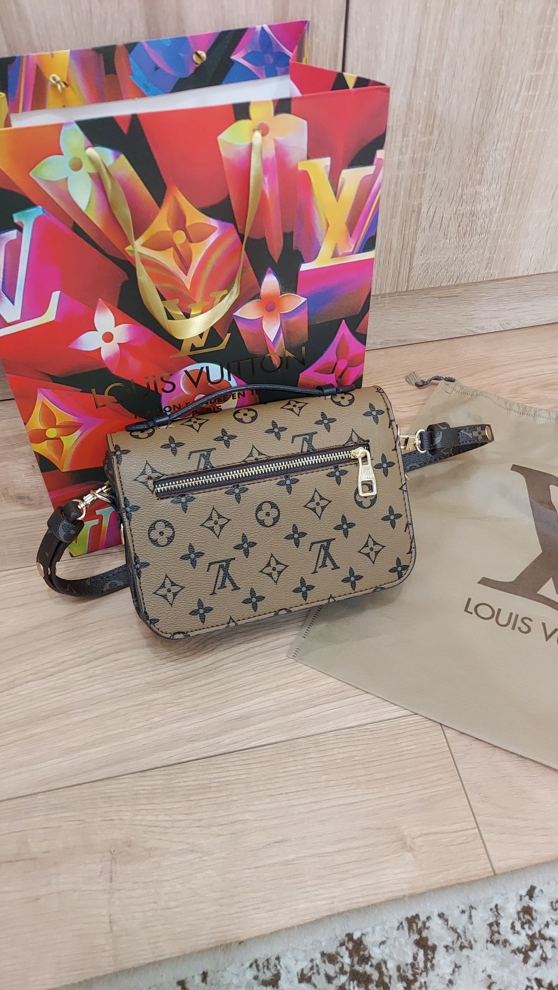 Сумка Louis Vuitton