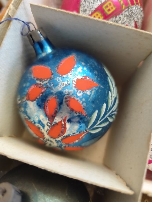 Komplet starych bombek