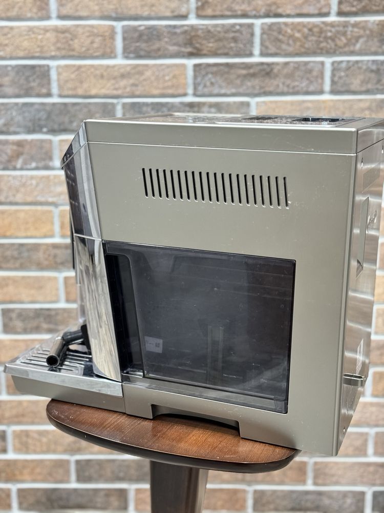 Продам кофемашину Кавомашина Delonghi Primadonna Elite
