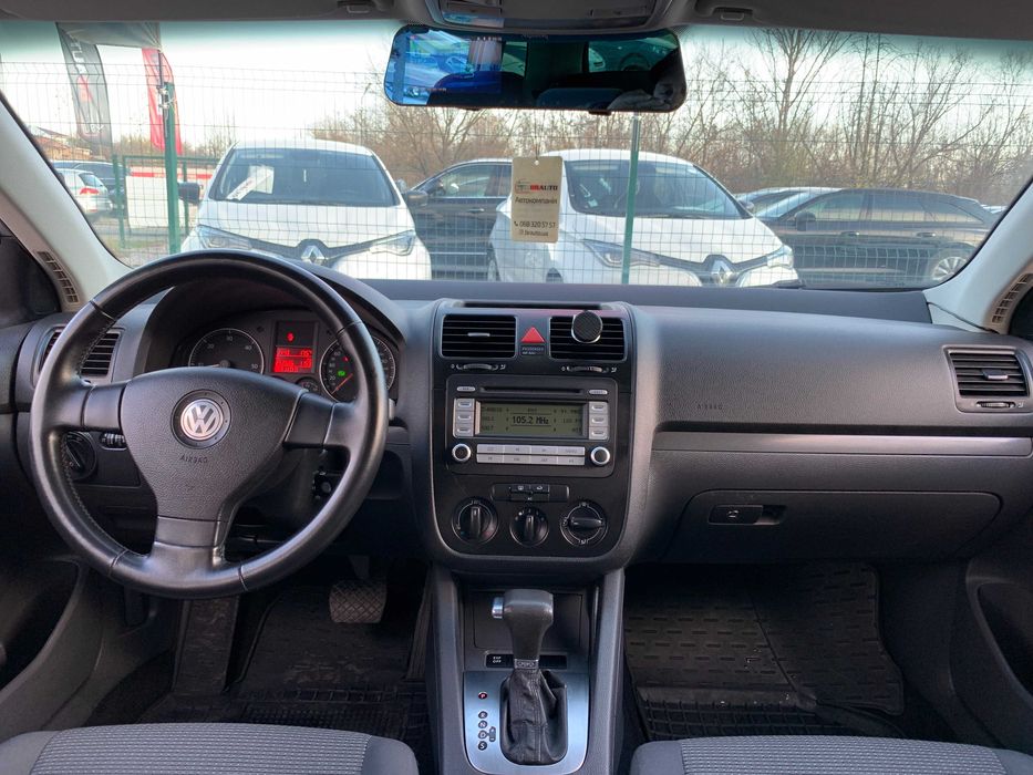 Volkswagen Golf 2007 автомат