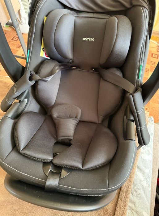 Дитяче автокрісло з базою carello ammonite