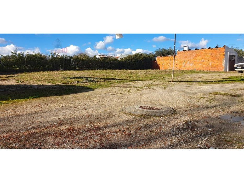 Vende-se Lote Urbano para Construção de Habitação