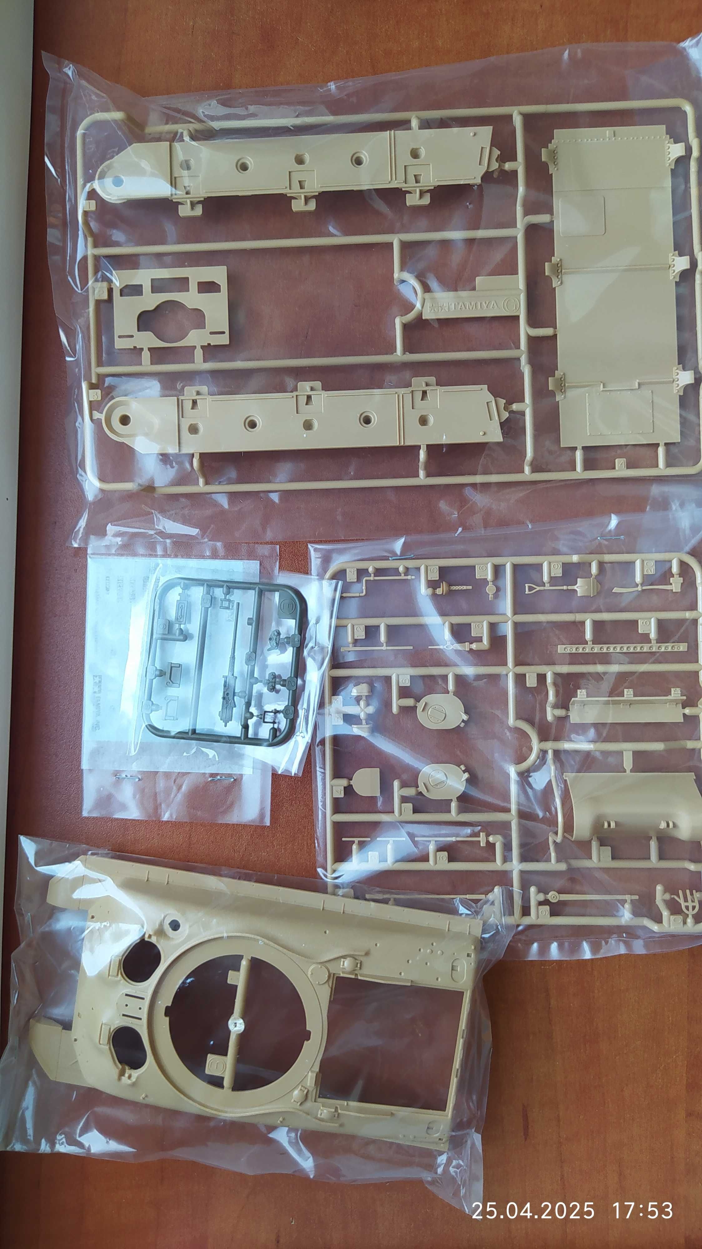 M51 Israeli Tank model do sklejania Tamiya 1:35