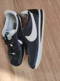 Buty damskie Nike roz 37,5