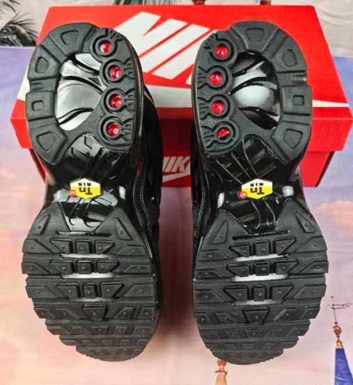 Buty meskie Mokasyny Nike_Air_Max_TN_Plus_Black R. 39