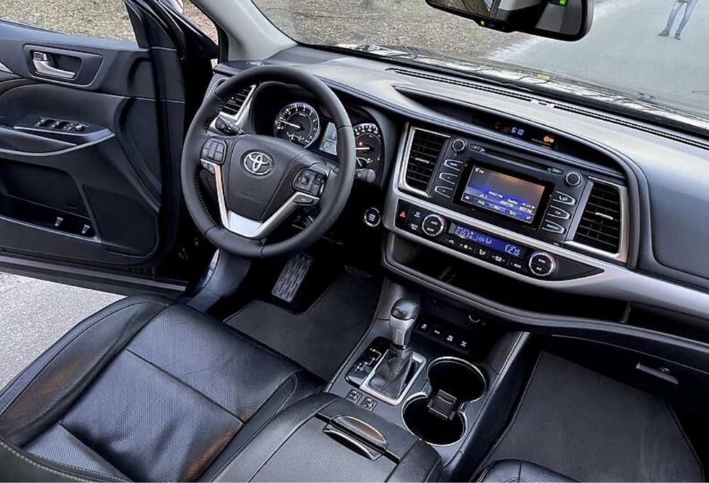 Toyota Highlander официал Тойота Хайлендер 3.5 объём