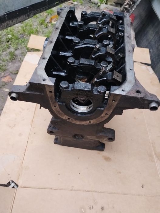 Блок двигуна для Таврії