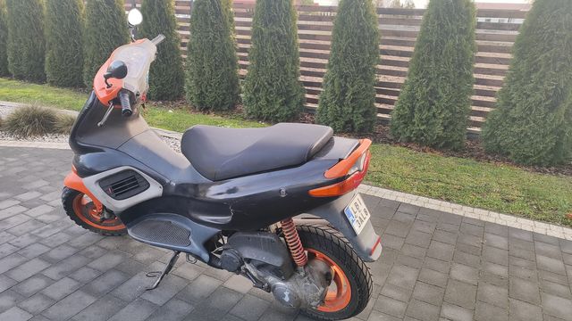 Skuter Gilera runner