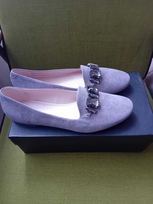 Nowe buty Gino Rossi r.39 zamszowe