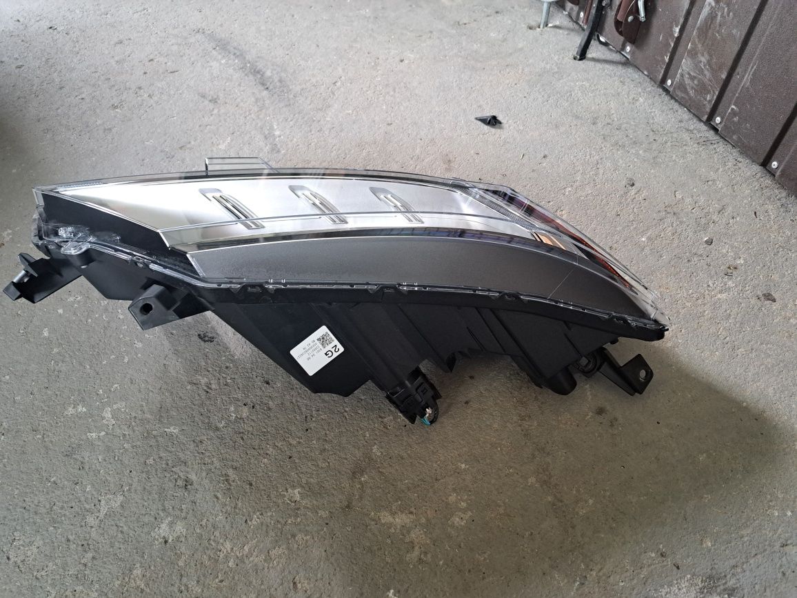 Lampa prawa ASX full led USA