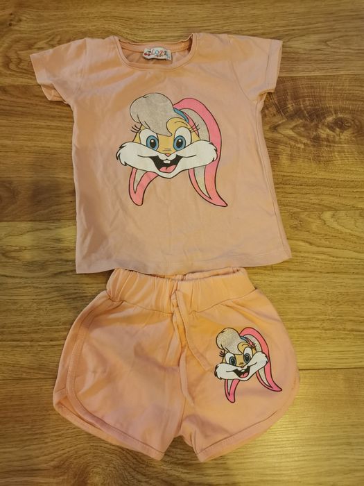 Komplet koszulka i spodenki rozmiar 86-92