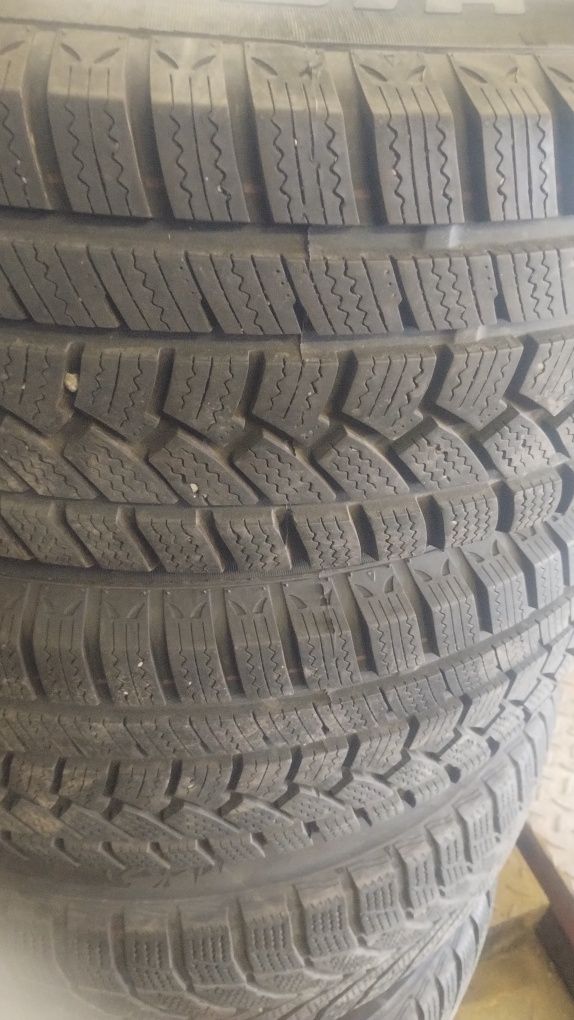 5x114,3  17 cali  oryginał honda felgi opony 225.65.17