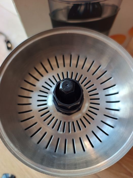 Wyciskarka wyciskacz do cytrusów cytryn pomarańczy DUKA