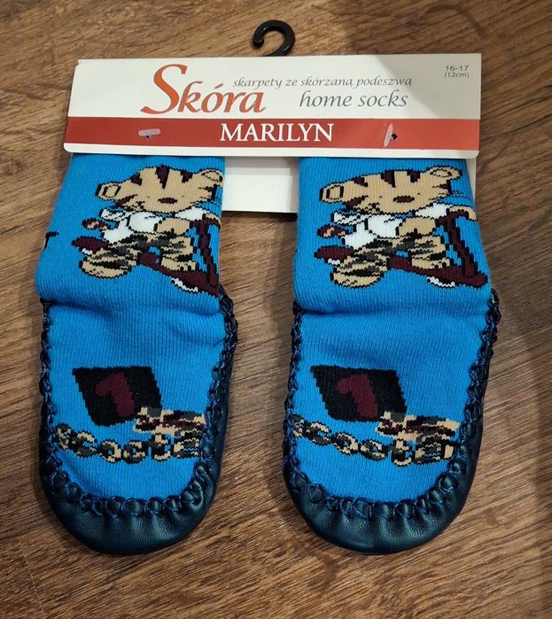 Skarpetko-kapcie Marilyn rozm. 16-17