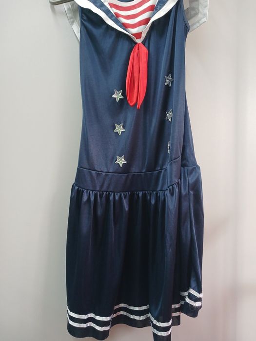 Шикарный  купальник и разные платья девочке