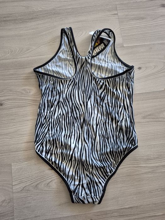 Jednoczęściowy strój kąpielowy