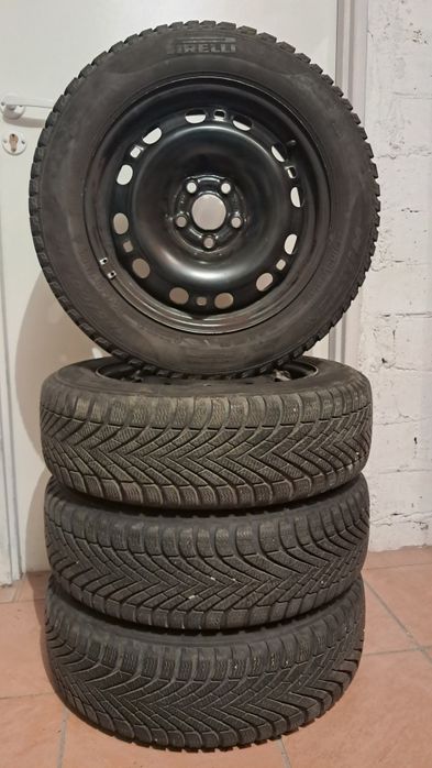 Koła zimowe 5x100 57,1 6Jx15 ET38 VW Pirelli 185/60R15 DOT2019 ok 7mm