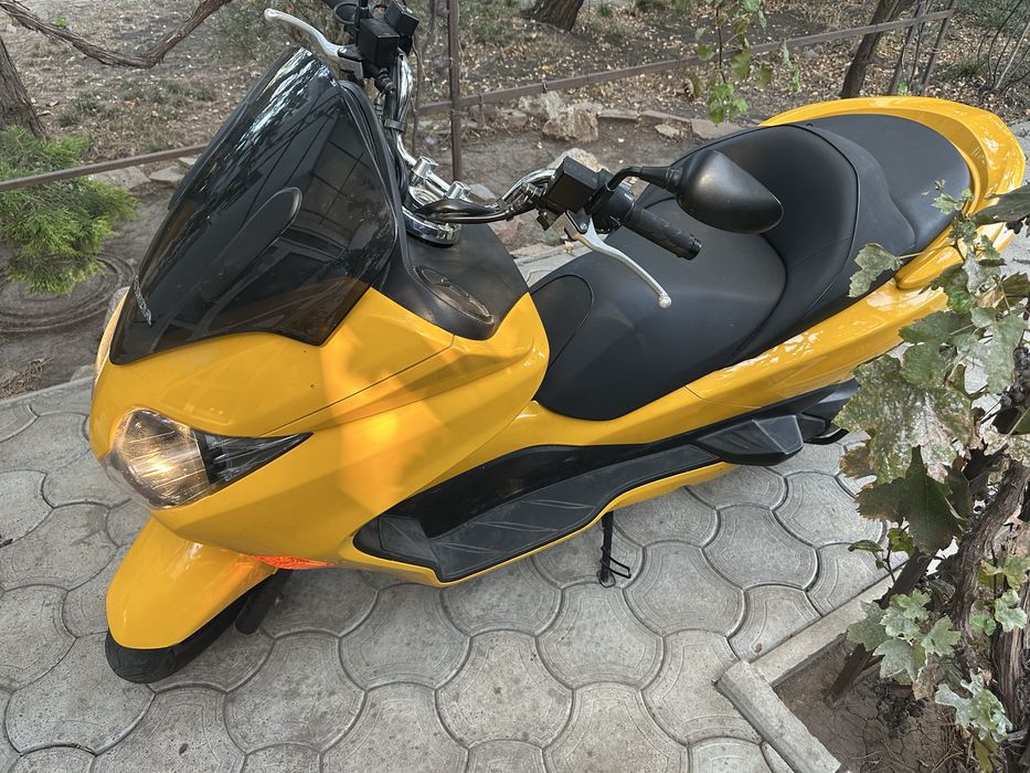 Продам макси скутер honda forza 250 только сегодня
