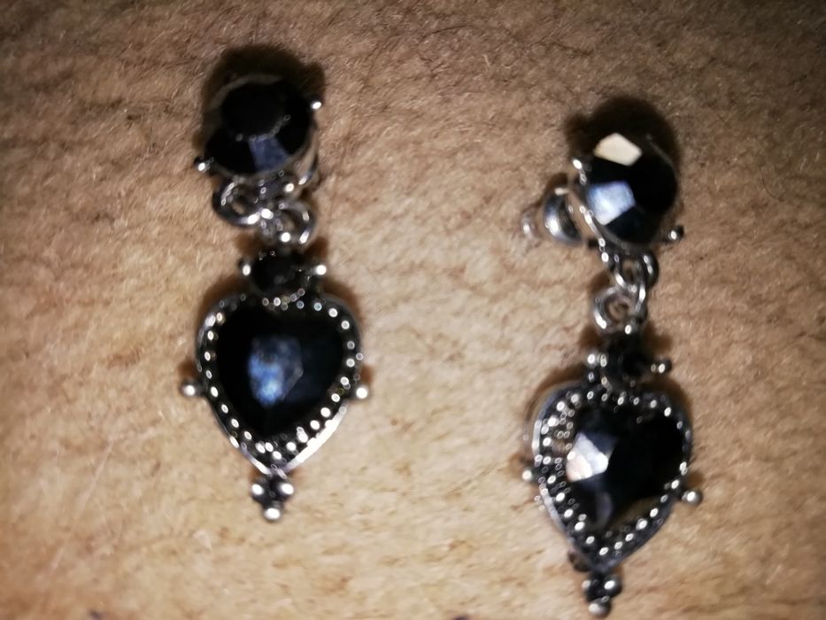 Dois pares de Brincos