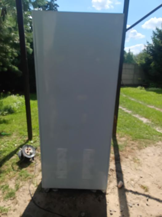 Автомат для продажу води