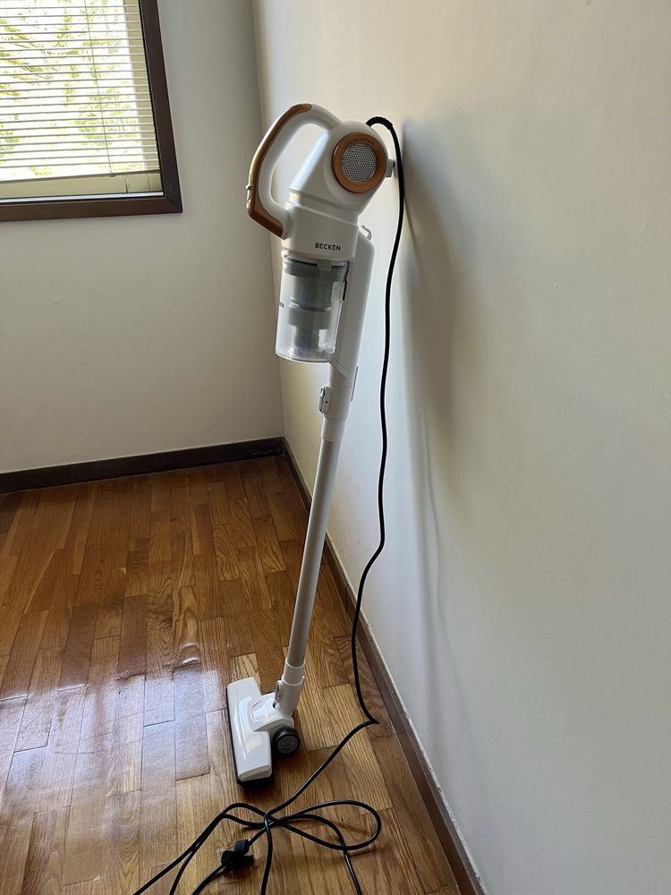 Aspirador Vertical BECKEN