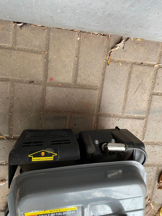 Agregat Kinzo 700VA sprawny