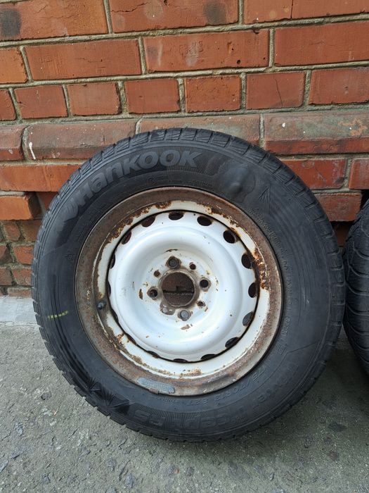 Продам резину 175/70 r13