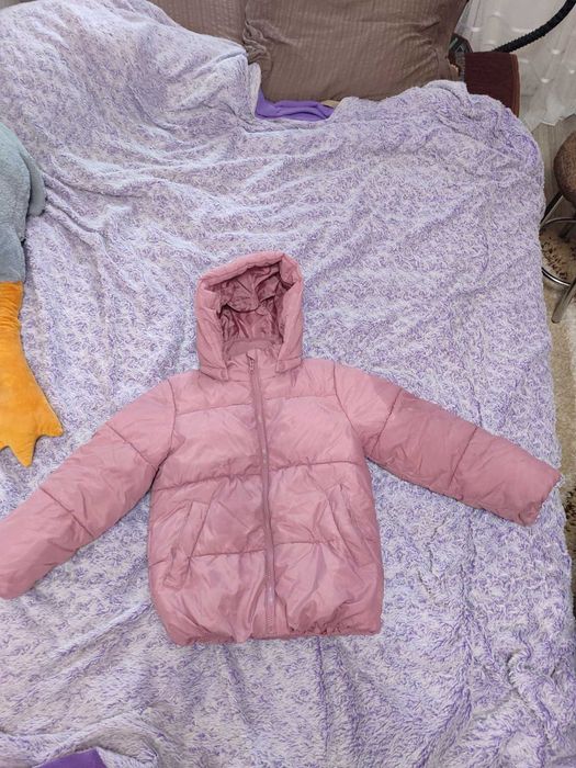 Курточка на дівчинку фірма h&m